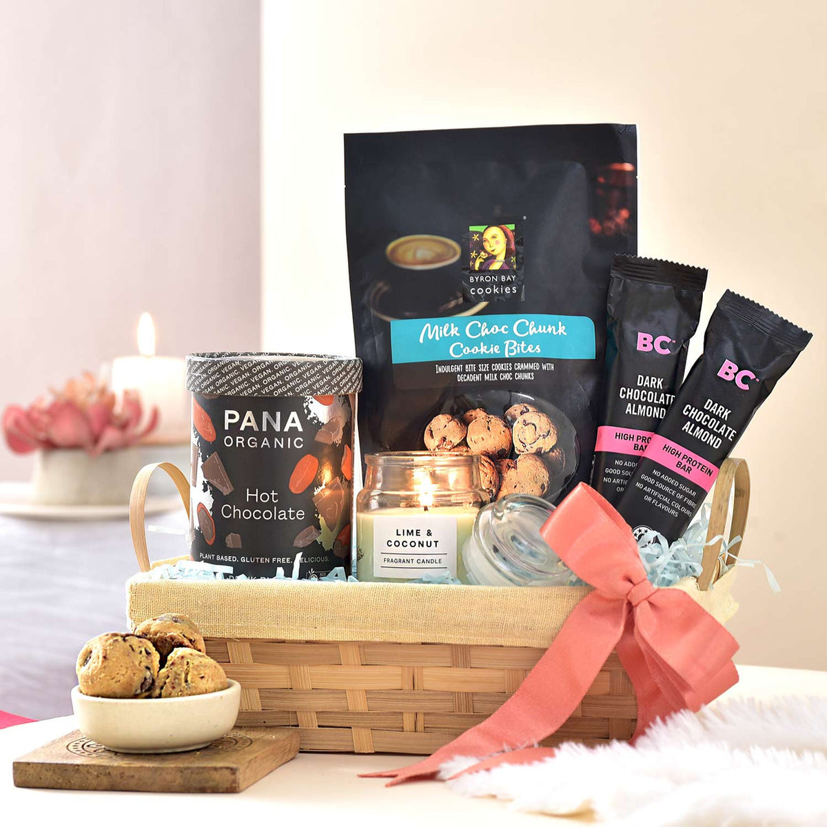Gourmet & Candle Hamper