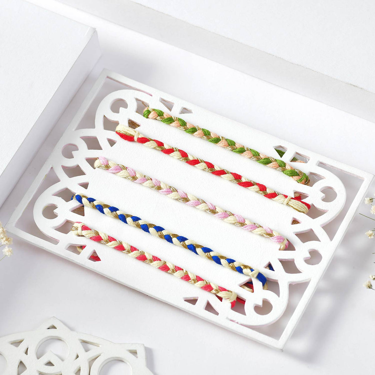 Set of 5 Rakhi Festive Hamper