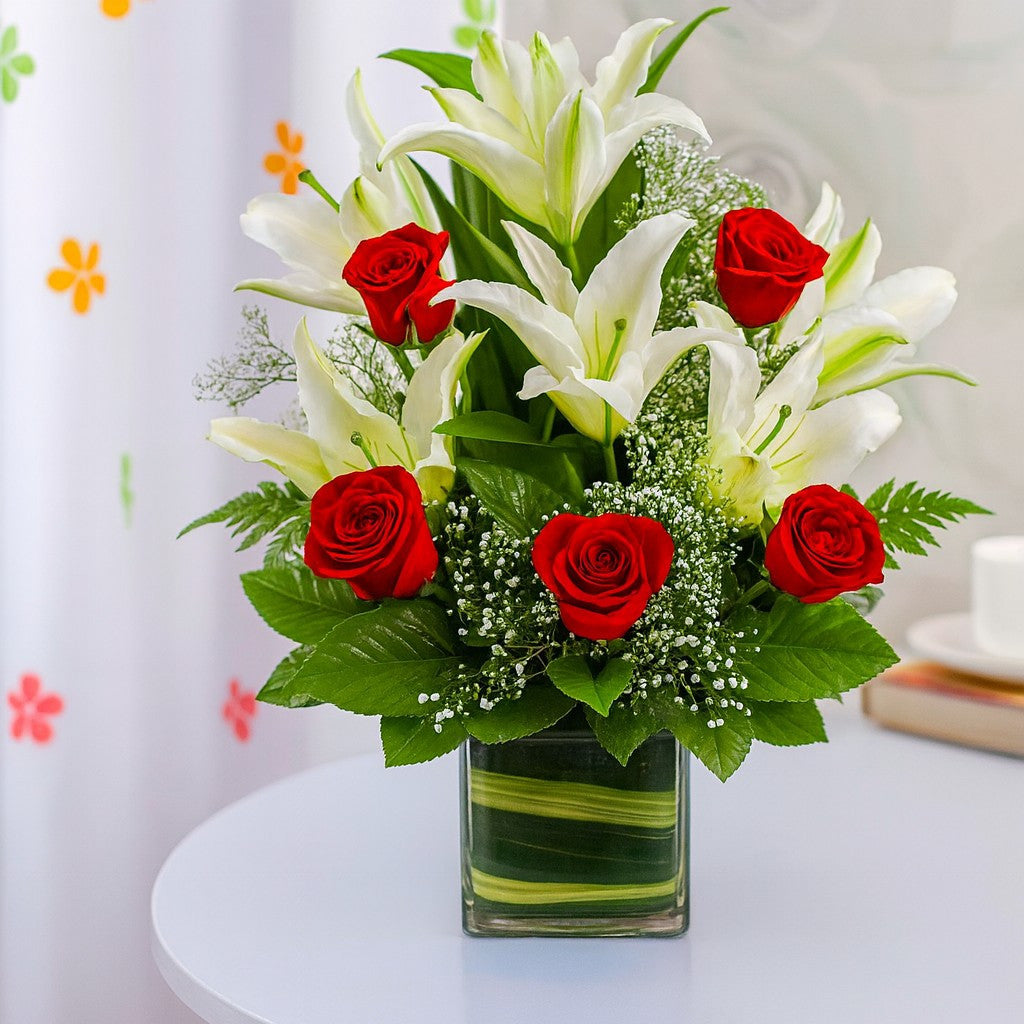 Simplicity Flower Arrangement