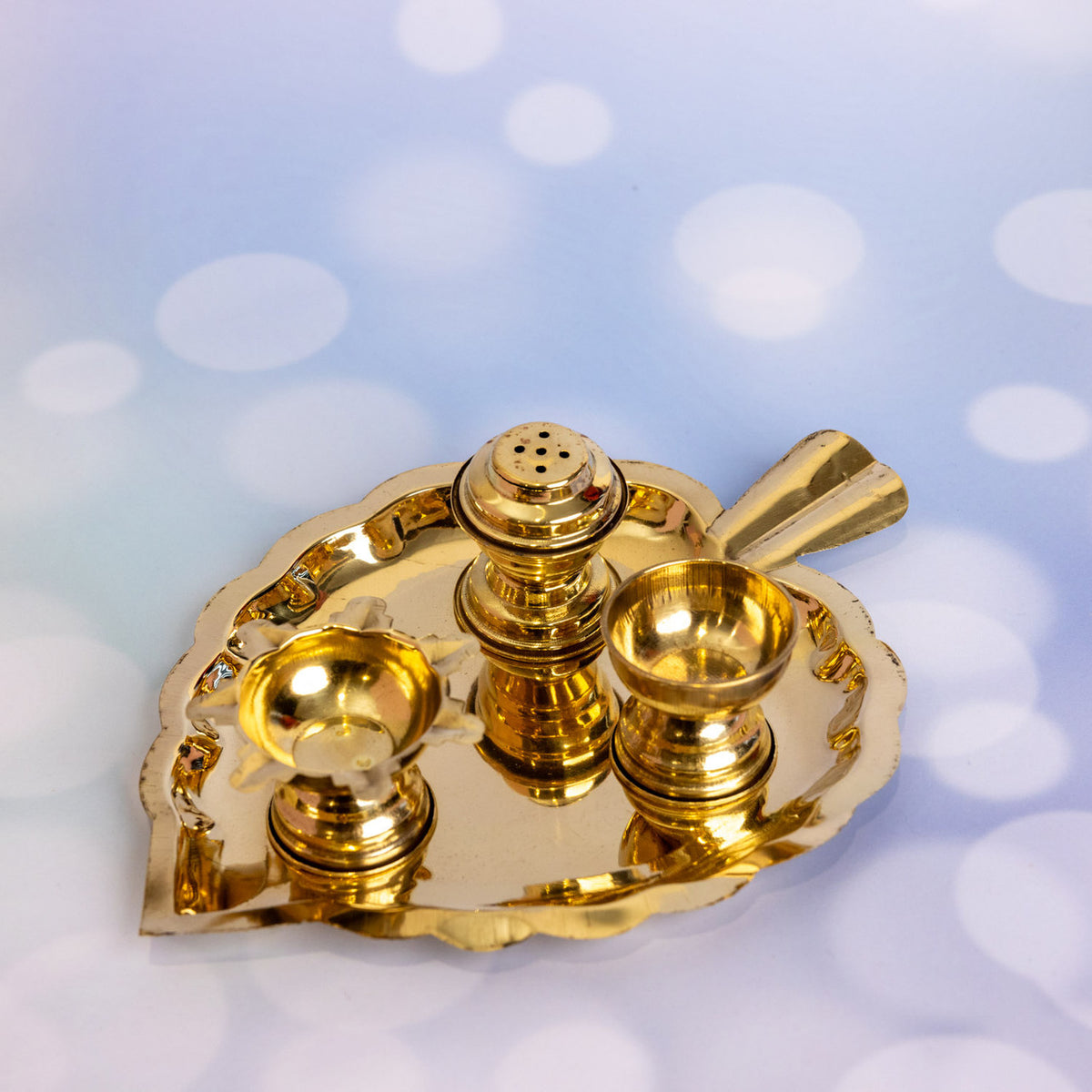 Brass Paan Shape Pooja Thali