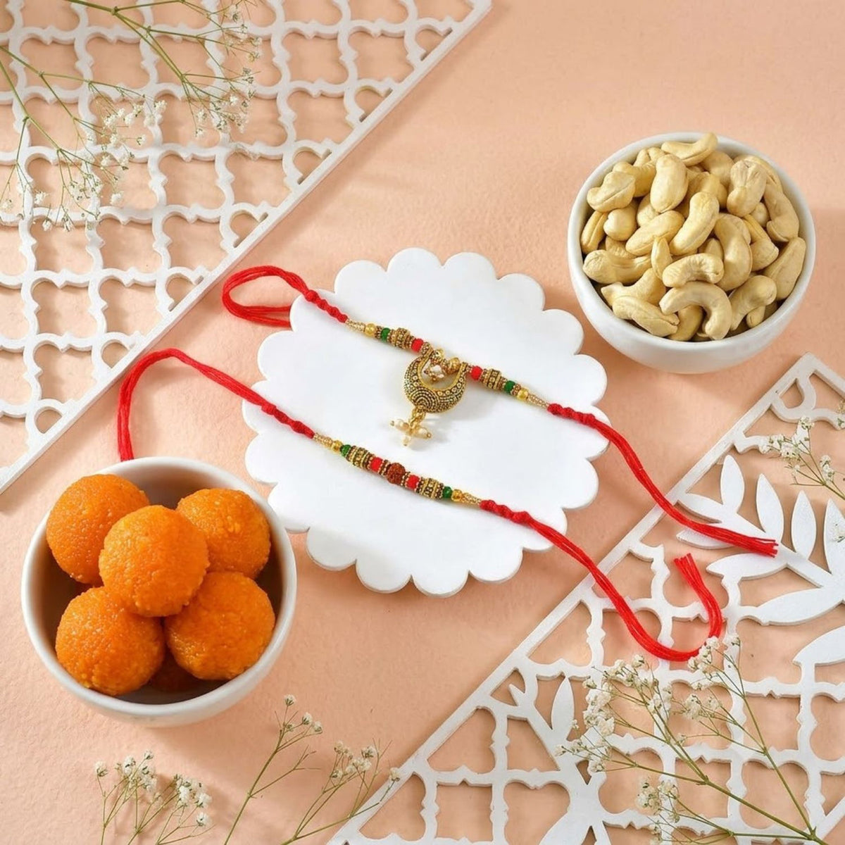 Bhaiya Bhabhi Rakhi With Laddoo & Cashew